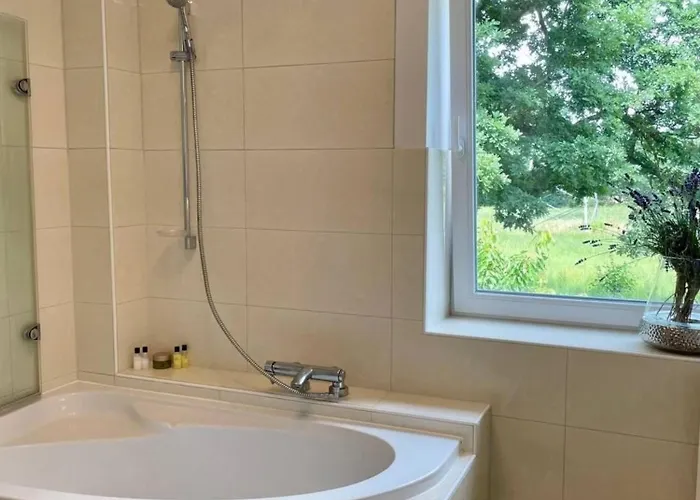 Familienfreundlichen Mit Traumhaft Gruener Aussicht Apartment *