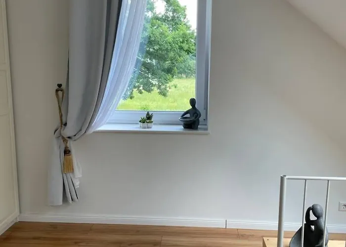 Familienfreundlichen Mit Traumhaft Gruener Aussicht *